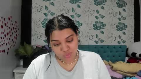 Snapshot of lindabreexlove chatting on 20, 2, 2025 online show from 20, 2, 2025