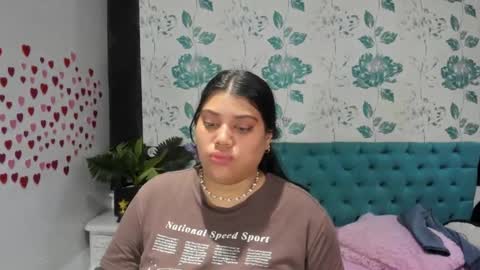 Snapshot of lindabreexlove chatting on 25, 2, 2025 online show from 25, 2, 2025