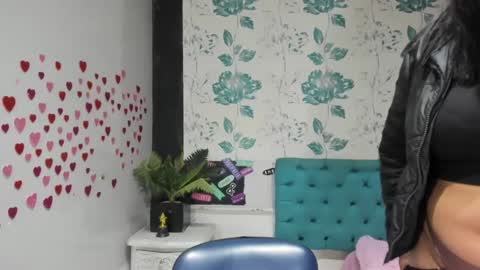 Snapshot of lindabreexlove chatting on 3, 3, 2025 online show from 3, 3, 2025