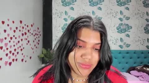 Snapshot of lindabreexlove chatting on 4, 3, 2025 online show from 4, 3, 2025