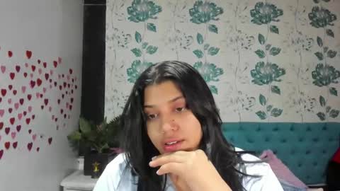 Snapshot of lindabreexlove chatting on 10, 3, 2025 online show from 10, 3, 2025