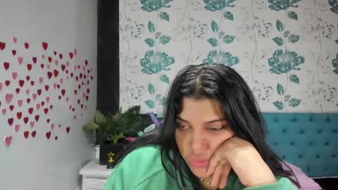 Snapshot of lindabreexlove chatting on 11, 3, 2025 online show from 11, 3, 2025