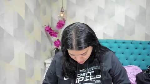 Snapshot of lindabreexlove chatting on 1, 10, 2025 online show from 1, 10, 2025