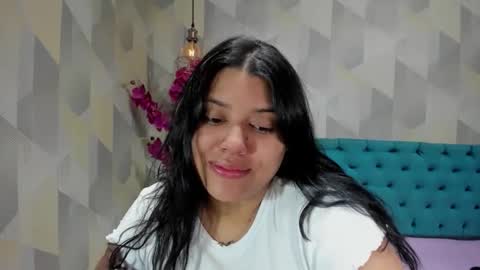 Snapshot of lindabreexlove chatting on 4, 10, 2025 online show from 4, 10, 2025