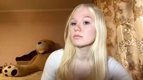 Luna online show from 15, 11, 2025