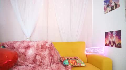 Snapshot of lindseywest chatting on 14, 2, 2025 Lindsey online show from 14, 2, 2025