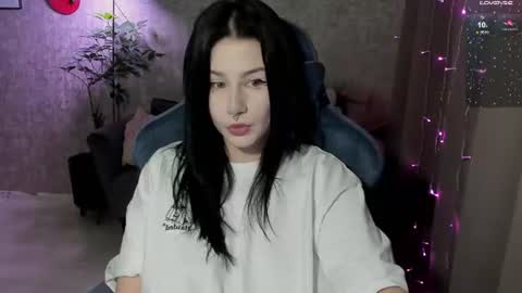 Lina online show from 2, 8, 2026