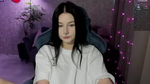Lina online show from 3, 8, 2026