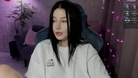 Lina online show from 3, 8, 2026