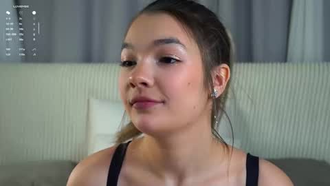 Snapshot of linettedennett chatting on 19, 10, 2025 Kate online show from 19, 10, 2025