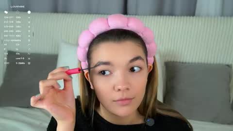 Snapshot of linettedennett chatting on 25, 10, 2025 Kate online show from 25, 10, 2025