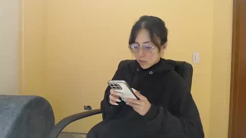 ling ling24 online show from 18, 10, 2025