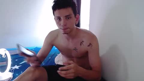 Snapshot of linger420 chatting on 12, 10, 2025 linger420 online show from 12, 10, 2025