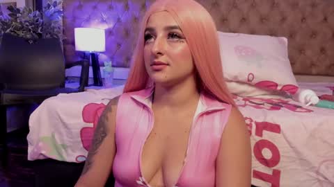 Snapshot of linoshka_1 chatting on 29, 1, 2025 Luciana online show from 29, 1, 2025