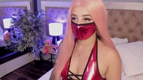 Snapshot of linoshka_1 chatting on 5, 2, 2025 Luciana online show from 5, 2, 2025