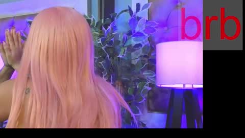 Snapshot of linoshka_1 chatting on 12, 3, 2025 Luciana online show from 12, 3, 2025