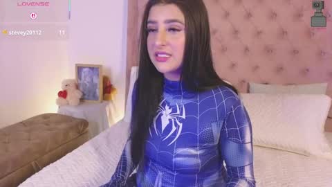 Snapshot of linoshka_1 chatting on 3, 10, 2025 Luciana online show from 3, 10, 2025