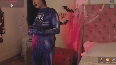 Snapshot of linoshka_1 chatting on 23, 10, 2025 Luciana online show from 23, 10, 2025