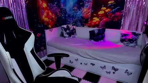 Tina online show from 31, 5, 2026