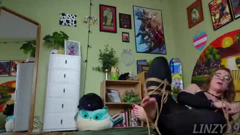 Snapshot of linzy19 chatting on 21, 2, 2025 Linzy19 online show from 21, 2, 2025