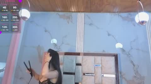 Lion and Aria online show from 8, 4, 2026