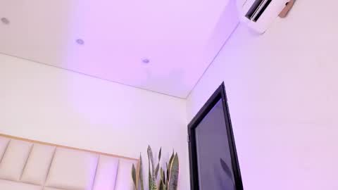 Liorah wolf online show from 4, 2, 2026