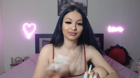 Snapshot of lisa104739 chatting on 8, 1, 2025 Lisa online show from 8, 1, 2025