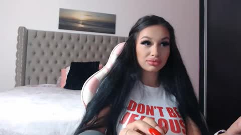 Snapshot of lisa104739 chatting on 28, 9, 2025 Lisa online show from 28, 9, 2025