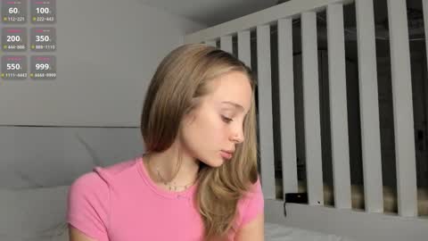 Snapshot of lisa_babymetal chatting on 16, 11, 2025 Lisa online show from 16, 11, 2025