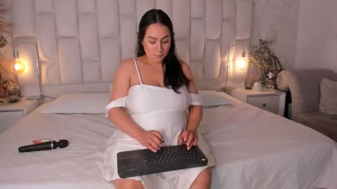 Lisa Baker online show from 9, 1, 2026