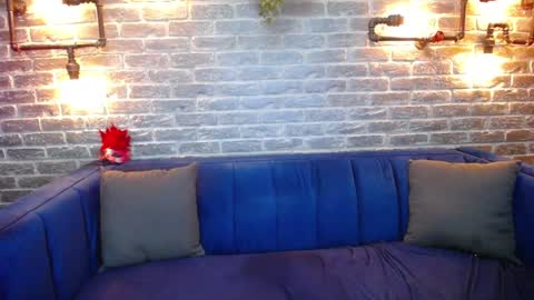 Lisa Caprice online show from 8, 2, 2025