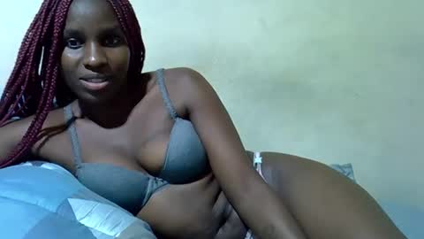 Snapshot of lisa_grifins chatting on 25, 4, 2026 lisa online show from 25, 4, 2026