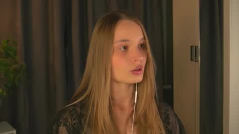 Snapshot of lisa_schiele chatting on 26, 9, 2025 Elisabeth or Lisa online show from 26, 9, 2025