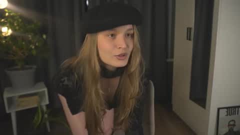 Snapshot of lisa_schiele chatting on 29, 9, 2025 Elisabeth or Lisa online show from 29, 9, 2025