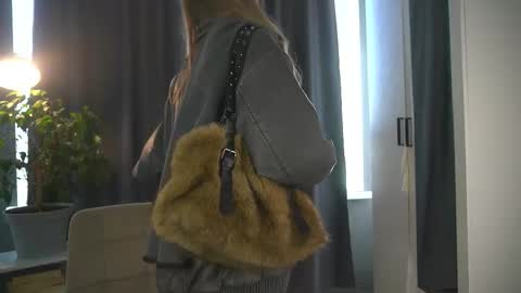 Snapshot of lisa_schiele chatting on 4, 10, 2025 Elisabeth or Lisa online show from 4, 10, 2025