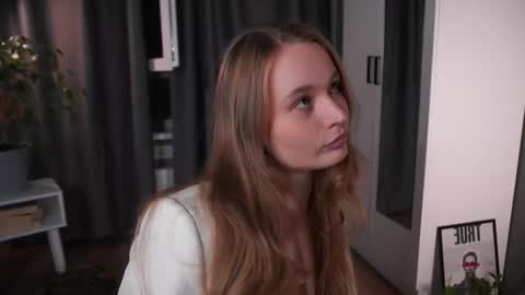 Snapshot of lisa_schiele chatting on 15, 10, 2025 Elisabeth or Lisa online show from 15, 10, 2025