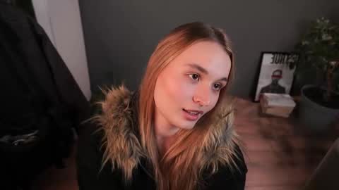 Snapshot of lisa_schiele chatting on 22, 11, 2025 Elisabeth or Lisa online show from 22, 11, 2025