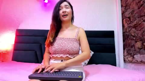 lisa white  online show from 21, 3, 2026