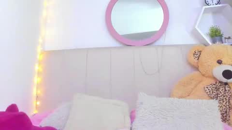 Lisa online show from 4, 11, 2025