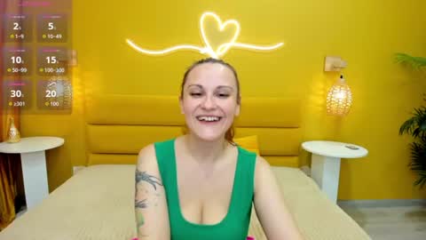 Snapshot of lisaamoree chatting on 7, 7, 2026 Ur sensual Lisa online show from 7, 7, 2026