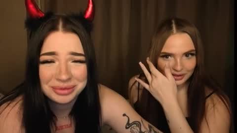 Lisa and Den online show from 11, 11, 2025