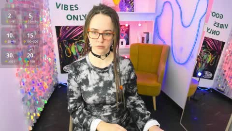 Lisa online show from 8, 4, 2026