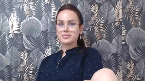 Lisa Grand online show from 17, 9, 2025