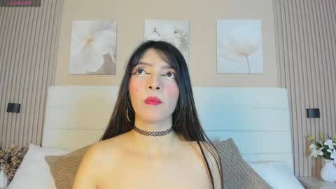 Snapshot of lisalain chatting on 19, 5, 2026 lisa online show from 19, 5, 2026