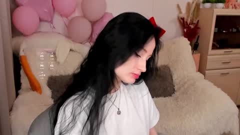 Snapshot of lisamooore chatting on 21, 2, 2026 Lisa Moore online show from 21, 2, 2026