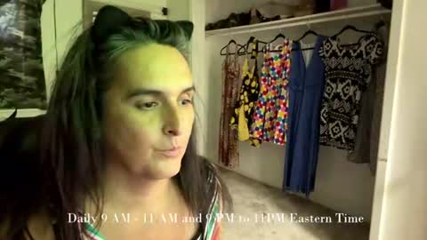 Lisette LaRoche online show from 7, 7, 2026
