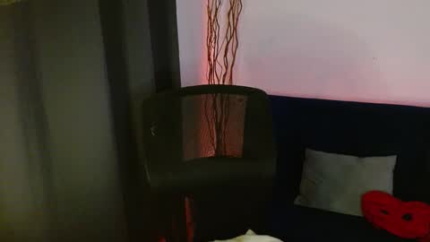 Snapshot of liss_petty chatting on 1, 12, 2025 Liss online show from 1, 12, 2025