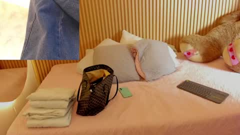 Snapshot of liss_reyes chatting on 12, 4, 2026 Liss online show from 12, 4, 2026