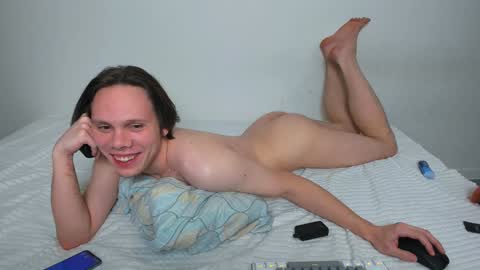 Snapshot of lissa_alfie chatting on 15, 12, 2024 Alfie online show from 15, 12, 2024