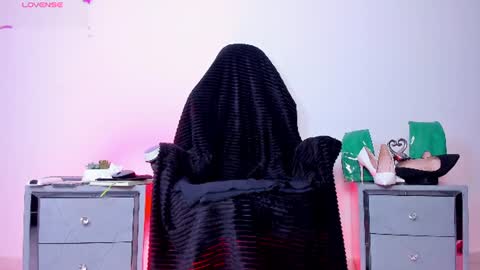 Lissa Kim online show from 9, 7, 2026